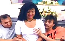 Schnuller madchen verfuhrt und aufgesessen s4