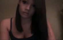 Gorgeous brunette masturbates on webcam