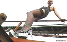 Ins maul gespritzt und durchgefickt S1